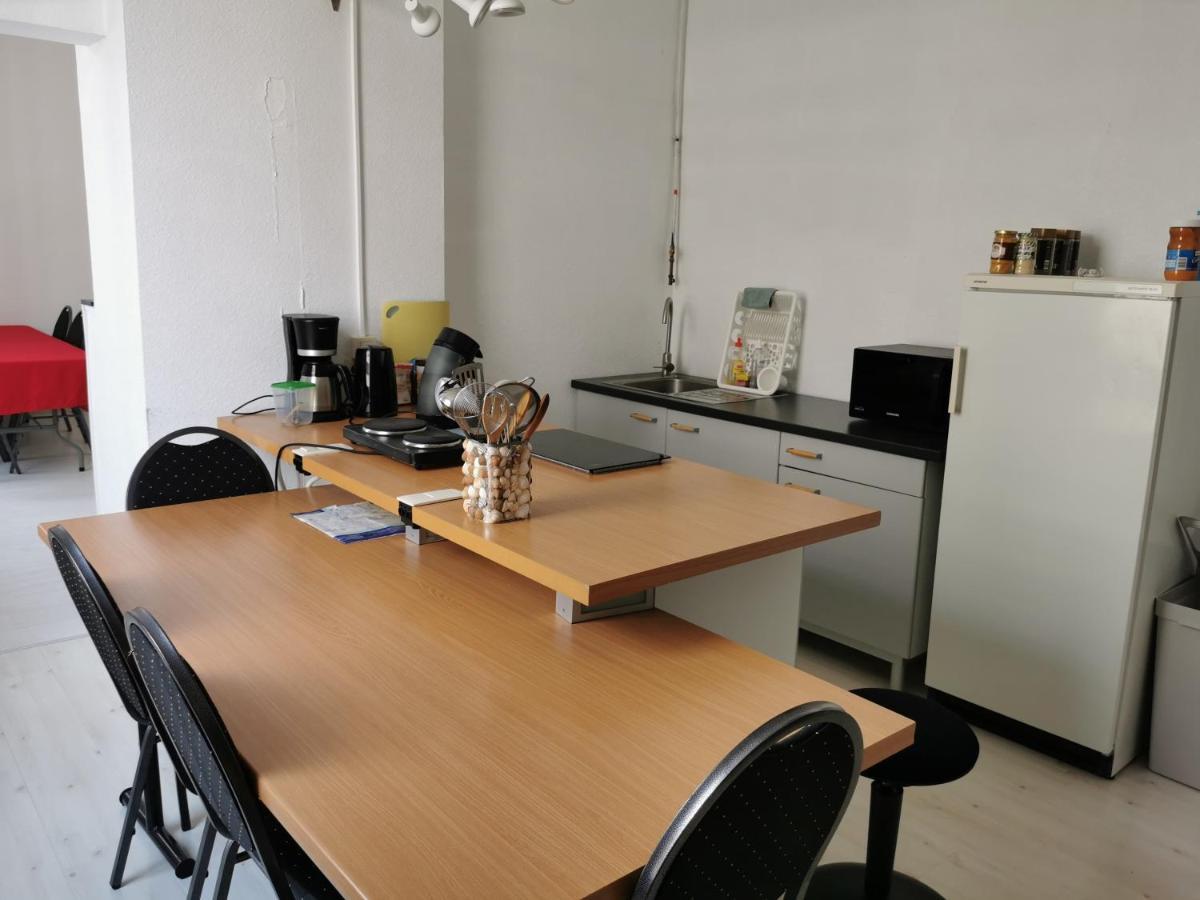 Ostend Backpackers Lodge Экстерьер фото