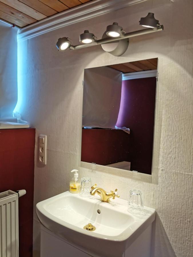 Ostend Backpackers Lodge Экстерьер фото